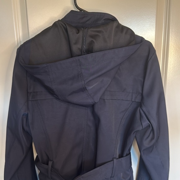 Vince Camuto Blue Belted Rain Jacket - Picture 8 of 13